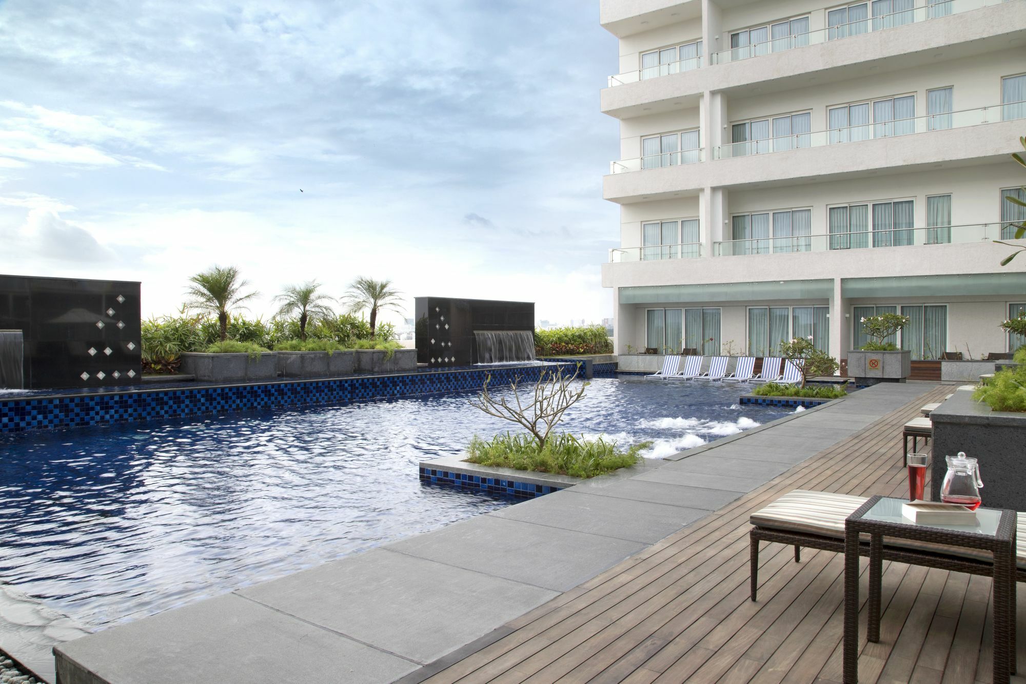 Oakwood Residence Whitefield Bangalore Exterior foto